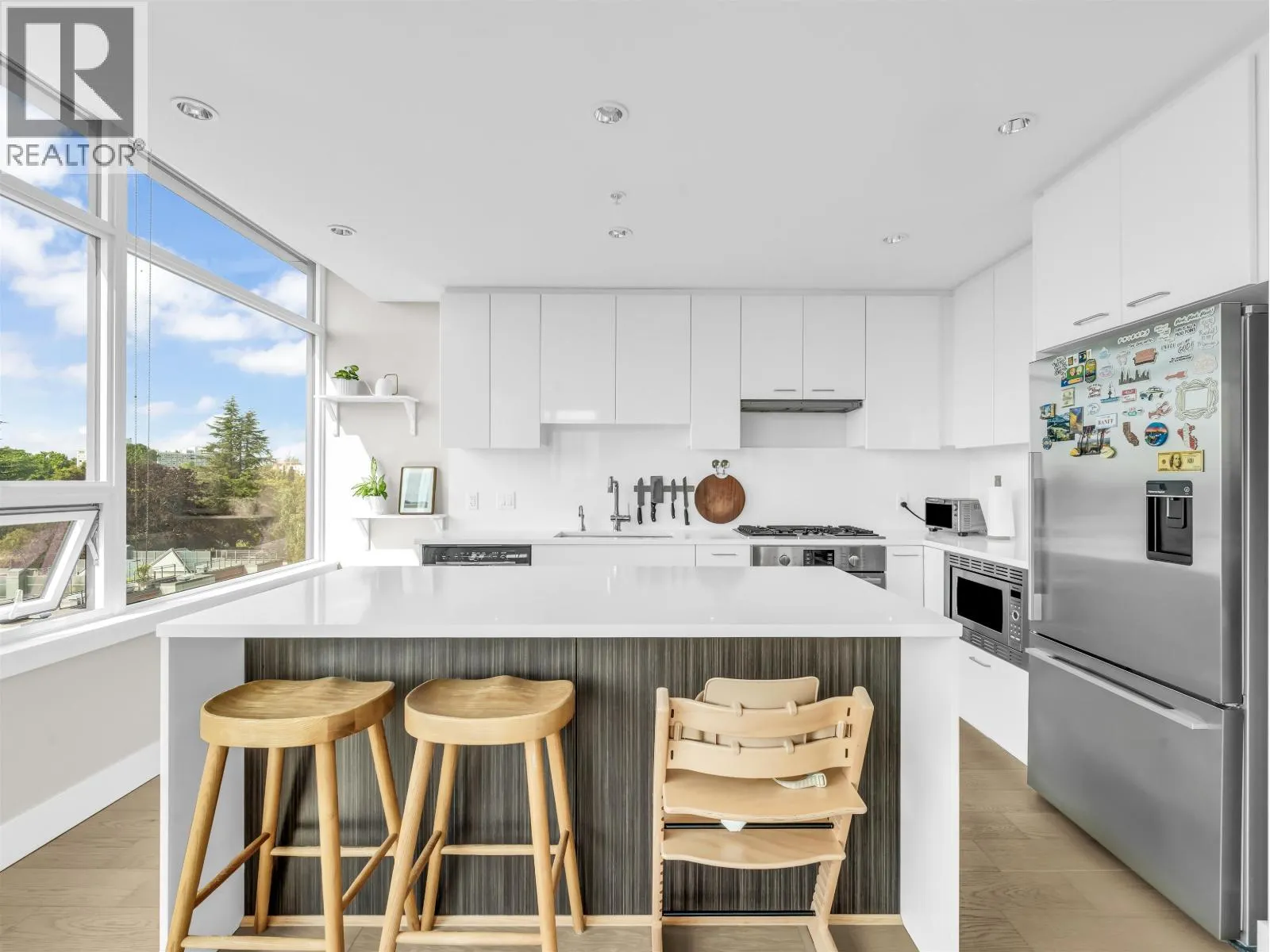 709 6383 CAMBIE STREET