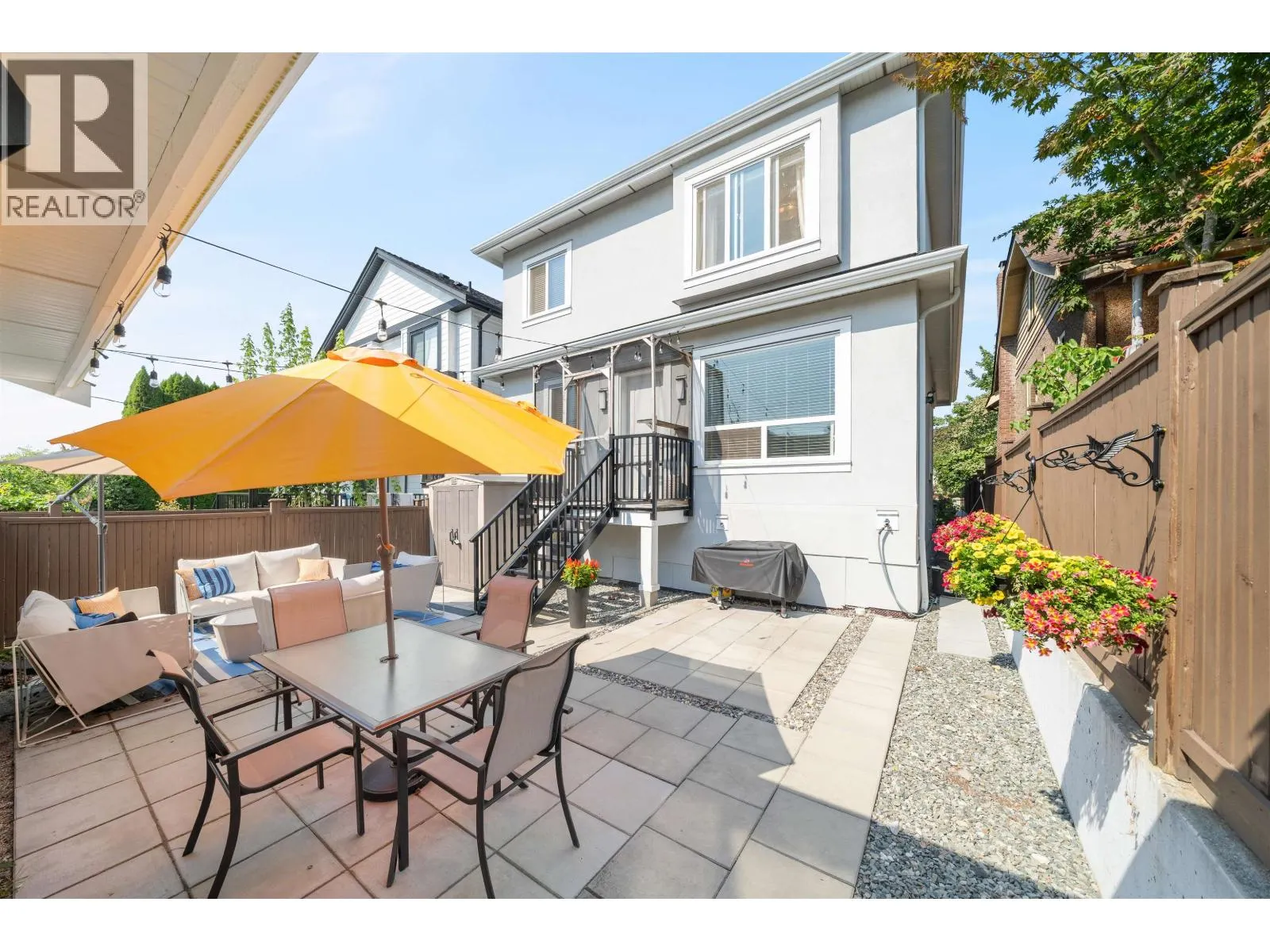 3448 PANDORA STREET