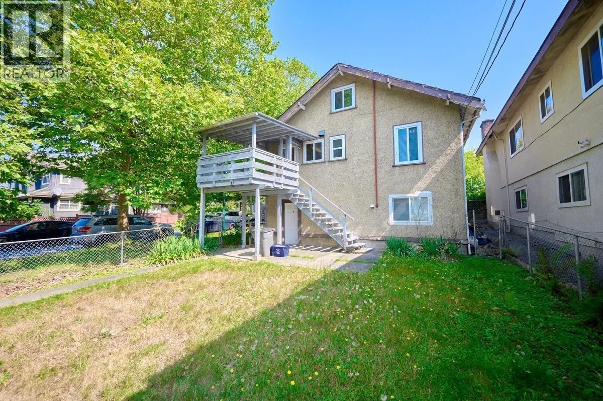 4307 NANAIMO STREET