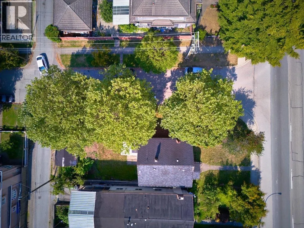 4307 NANAIMO STREET