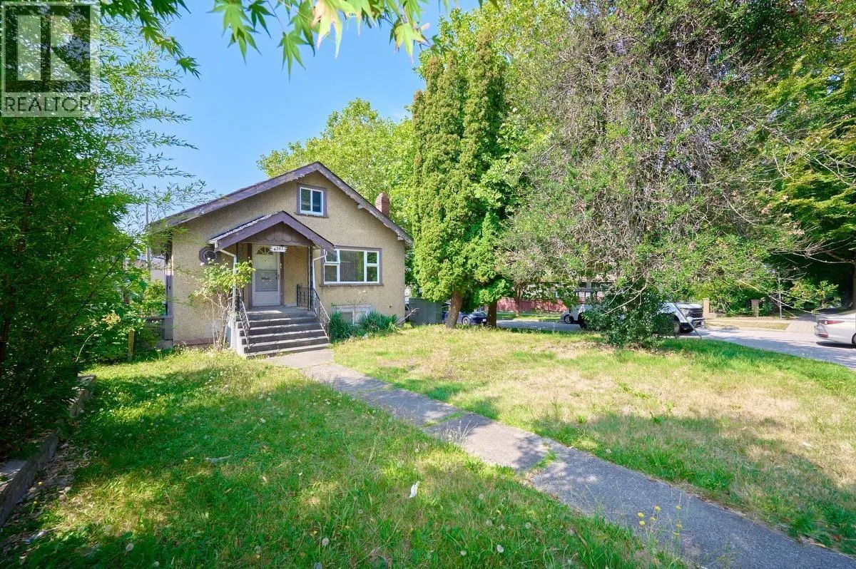 4307 NANAIMO STREET