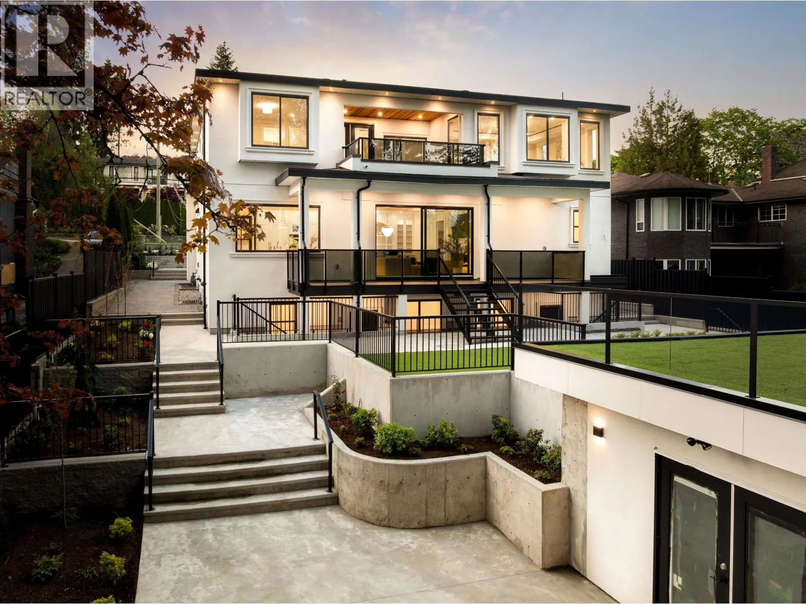 8316 GOVERNMENT ROAD