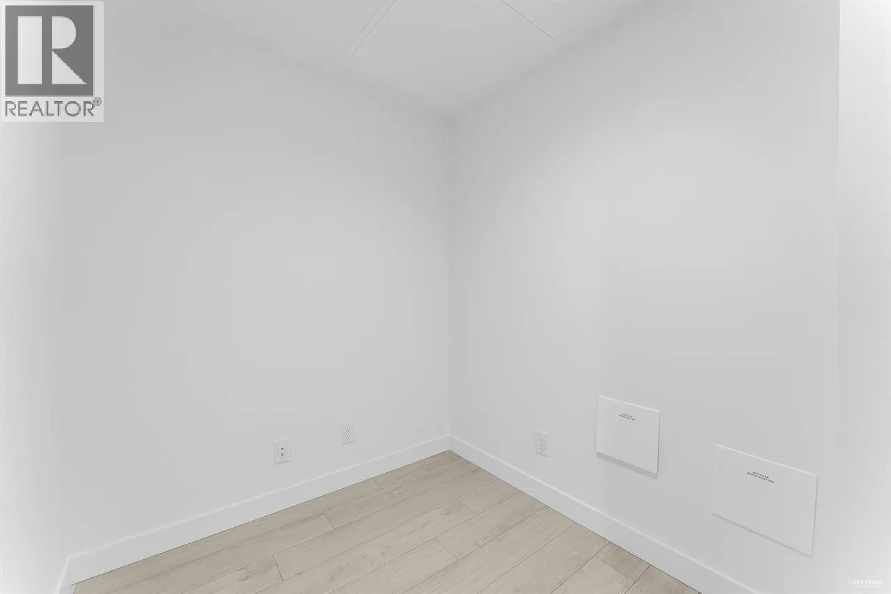 708 4880 LOUGHEED HIGHWAY