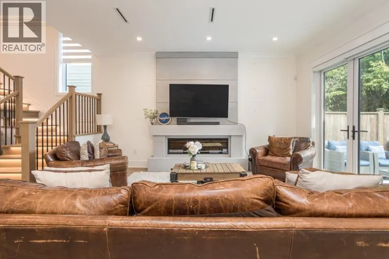 11240 SCHOONER COURT