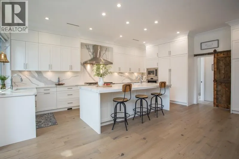11240 SCHOONER COURT