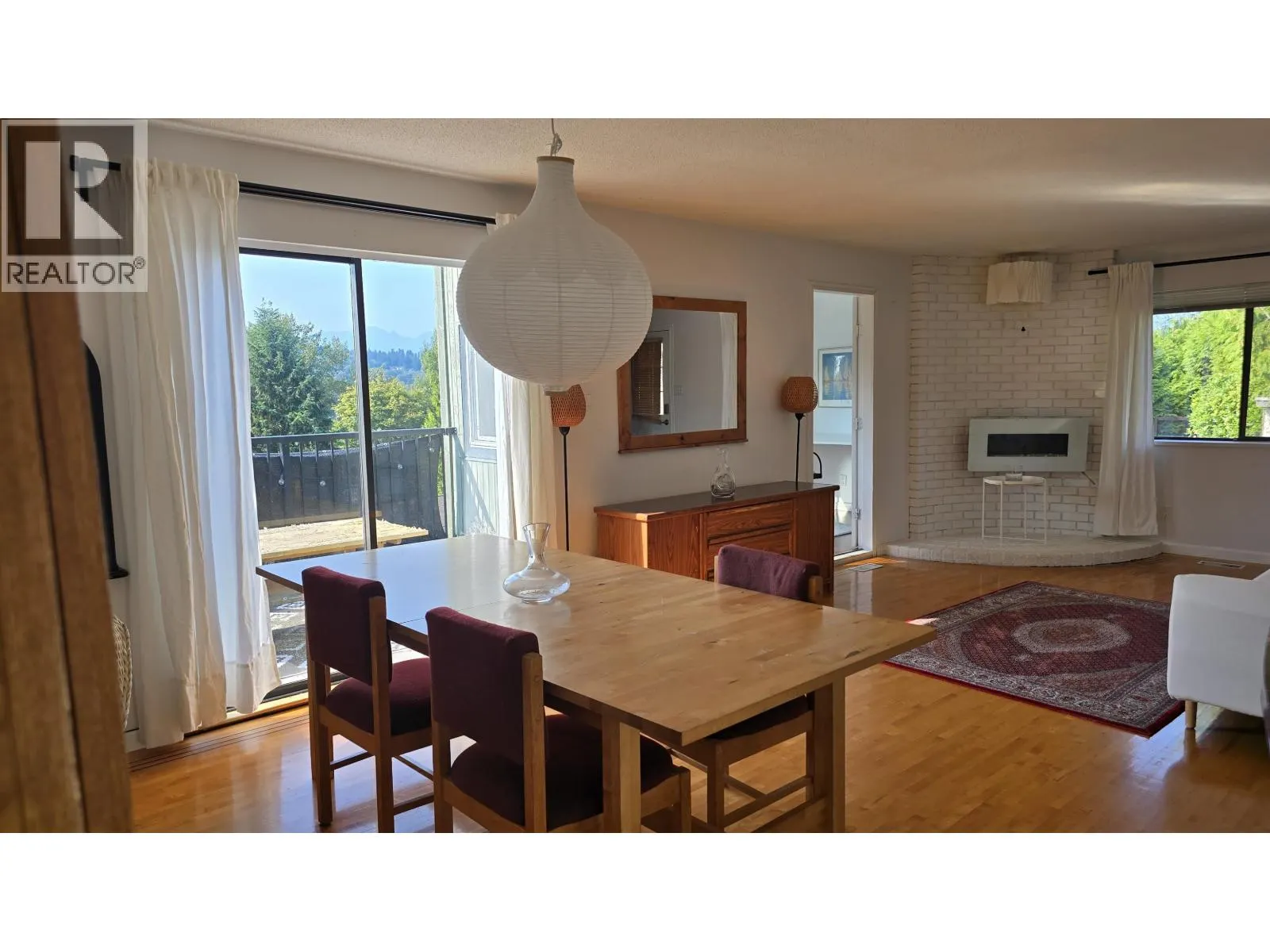 1479 ELINOR CRESCENT