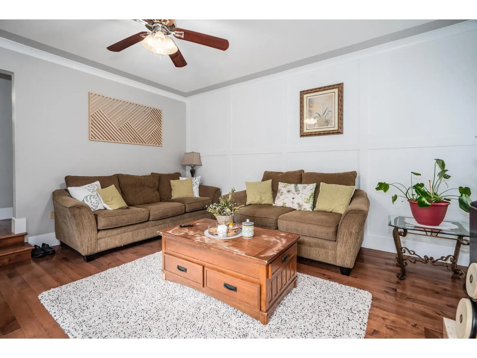 2237 MOUNTAIN DRIVE