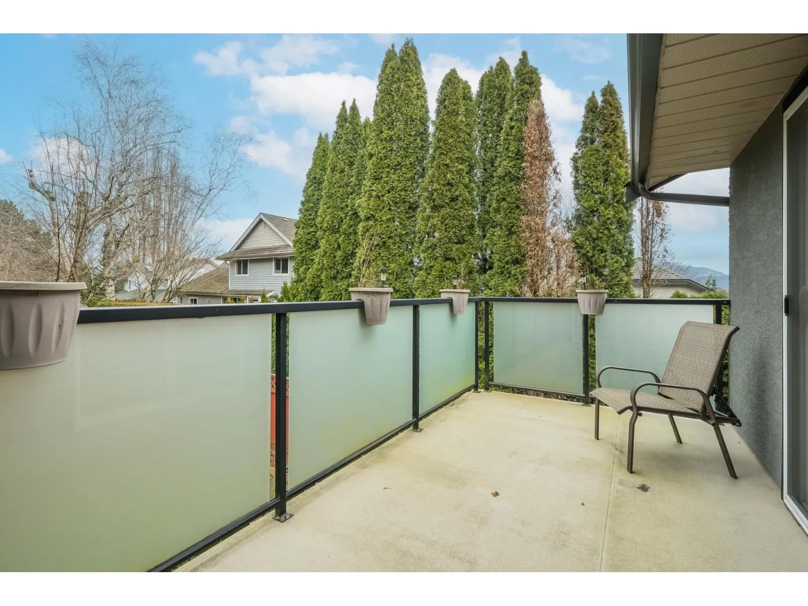 2237 MOUNTAIN DRIVE