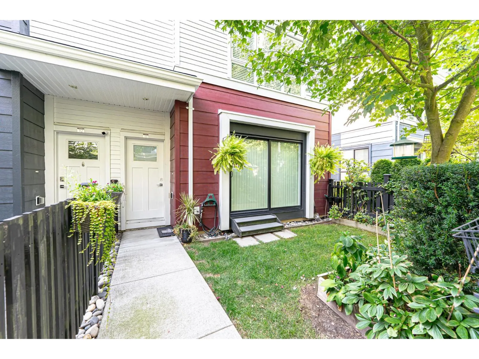 111 2280 163 STREET