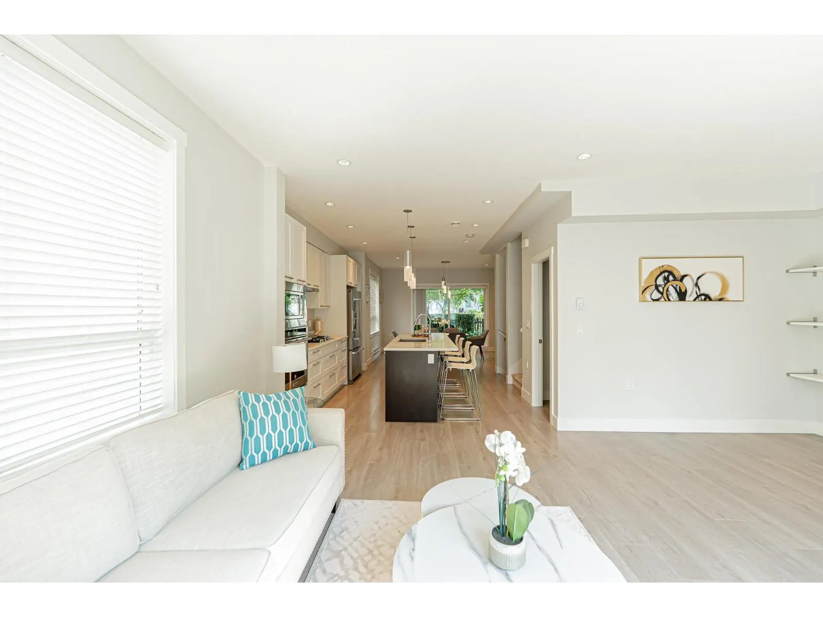 111 2280 163 STREET