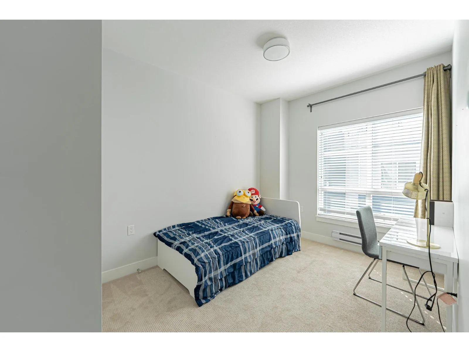 111 2280 163 STREET
