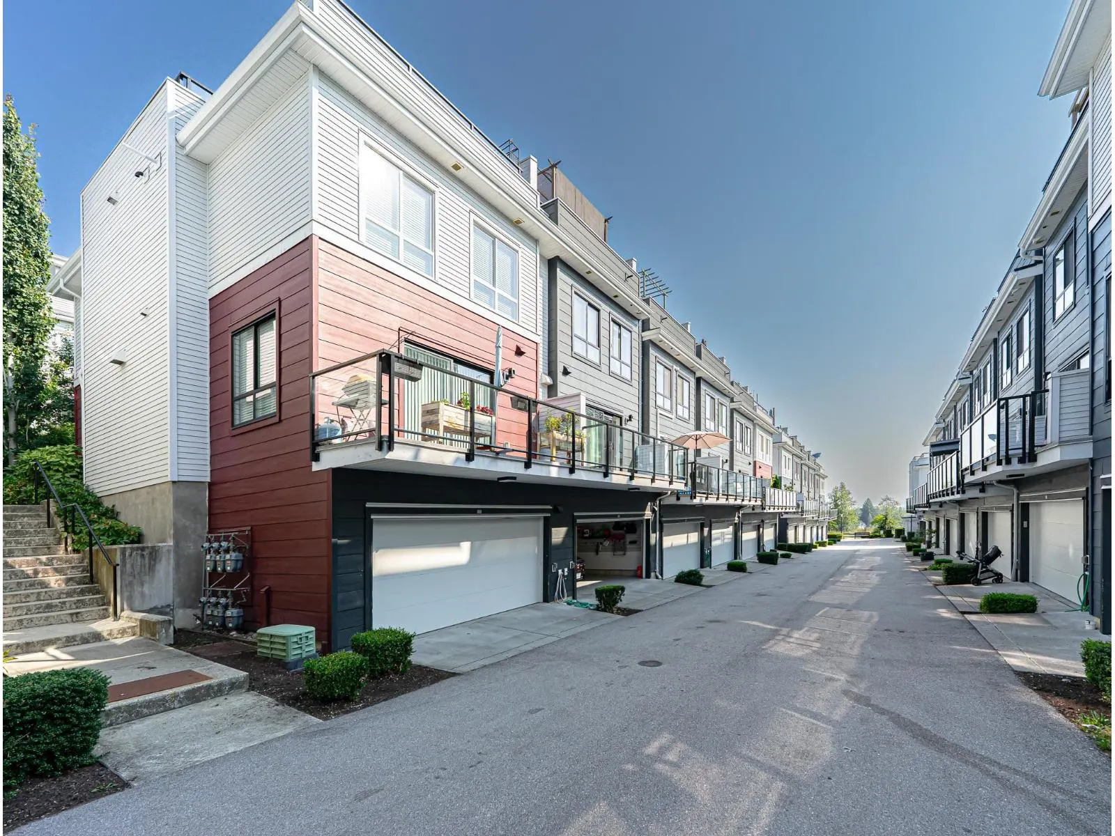 111 2280 163 STREET