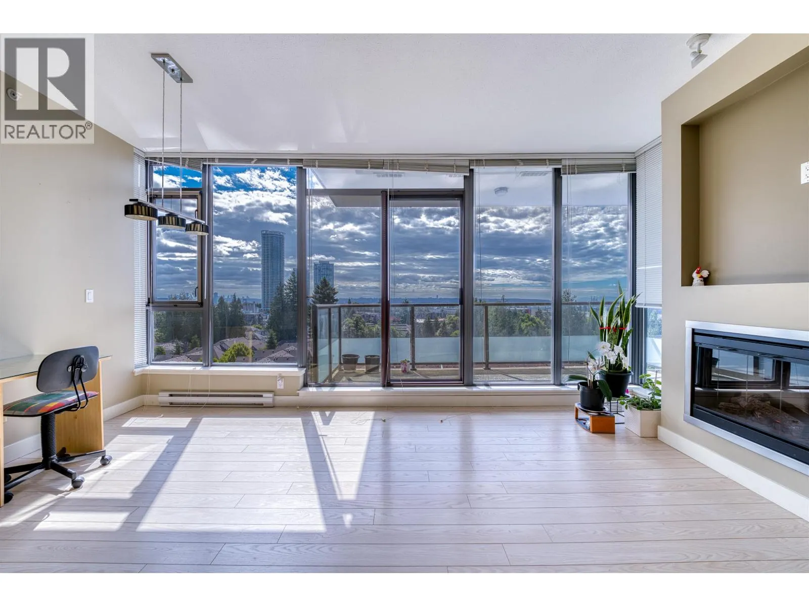 1208 7088 18TH AVENUE