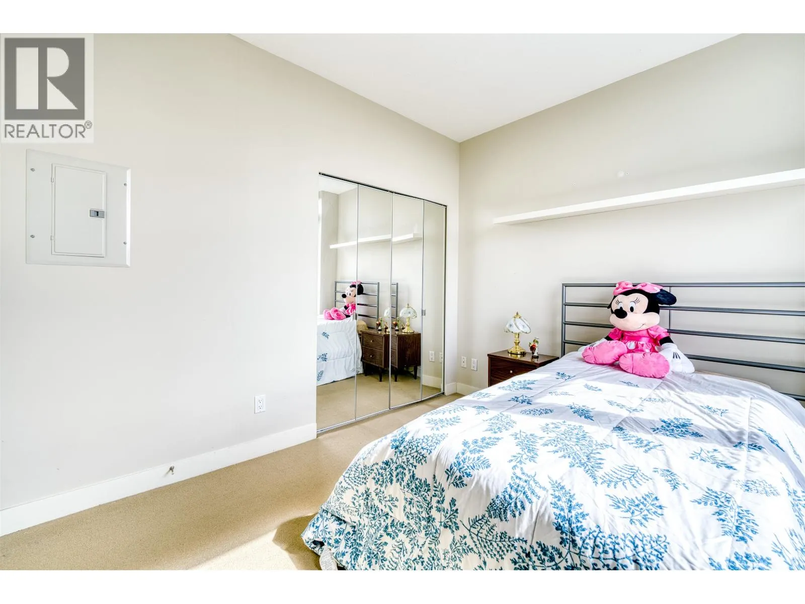 1208 7088 18TH AVENUE