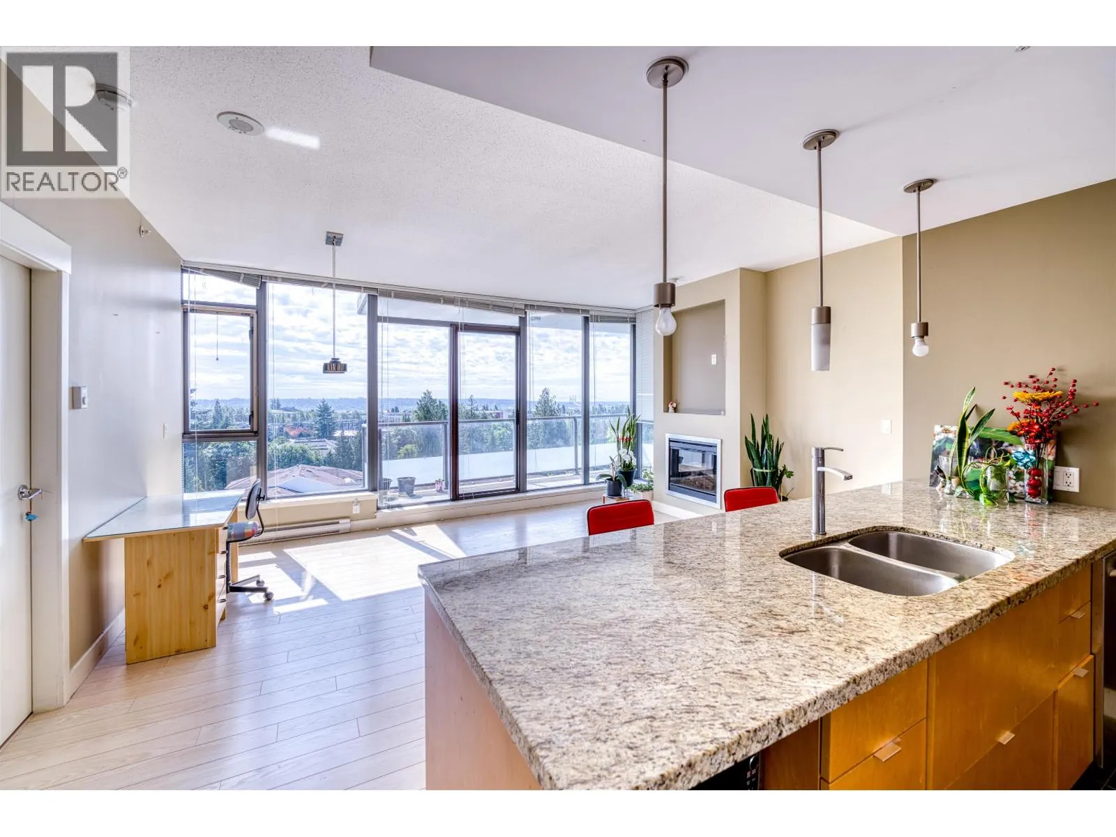 1208 7088 18TH AVENUE