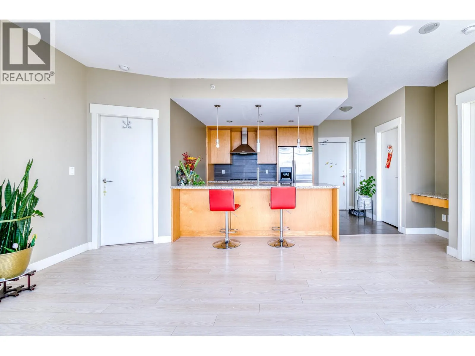 1208 7088 18TH AVENUE