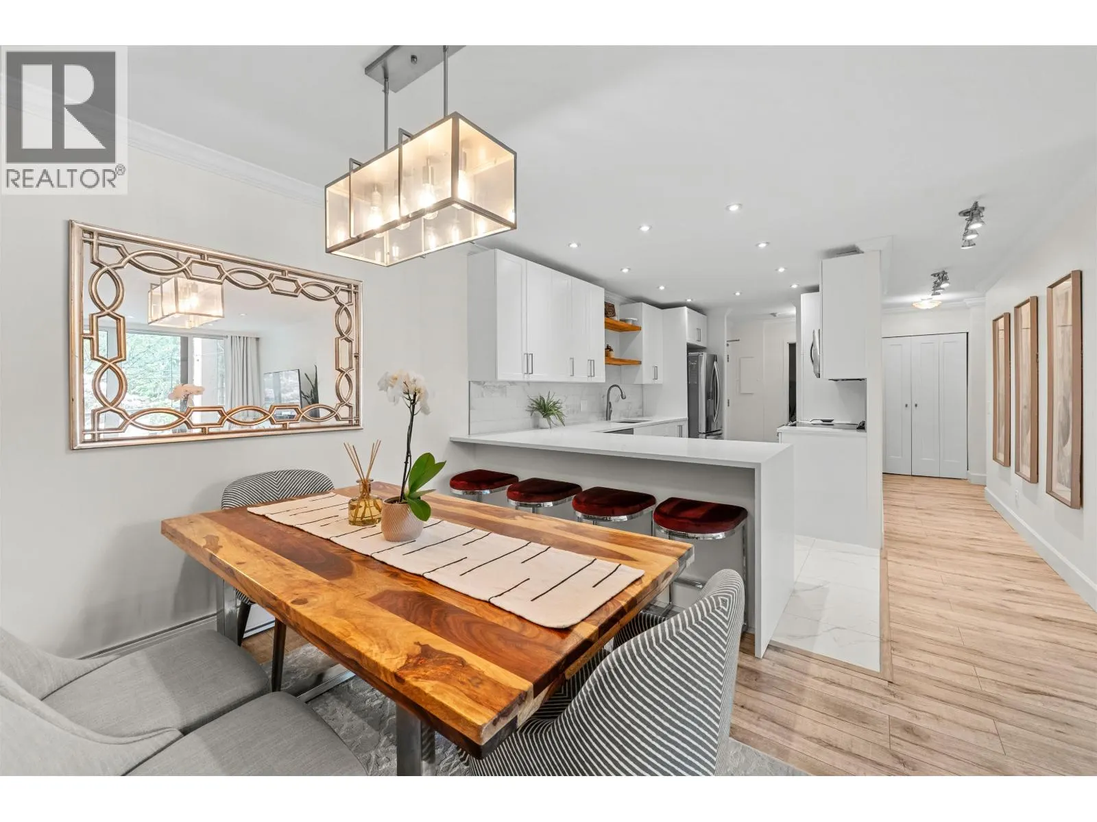 T4908 3980 CARRIGAN COURT