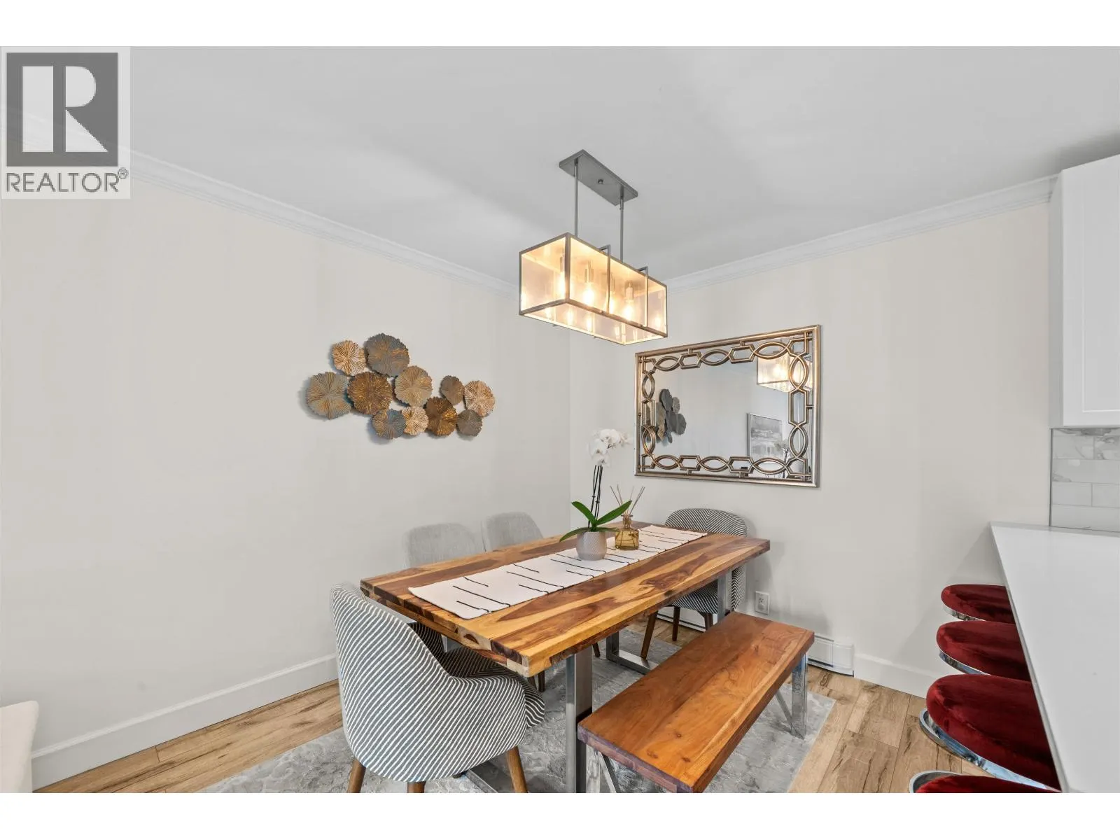 T4908 3980 CARRIGAN COURT