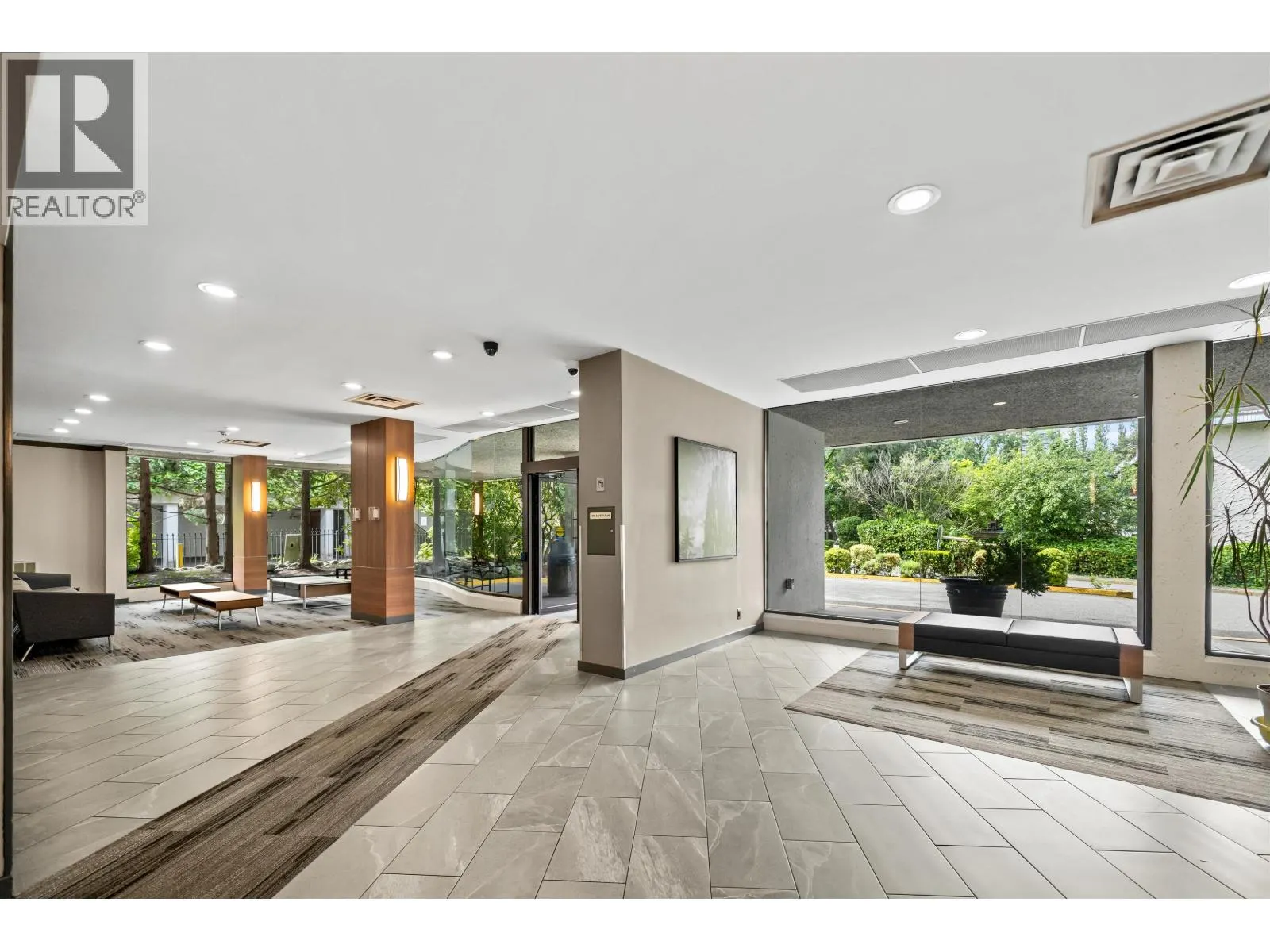 T4908 3980 CARRIGAN COURT