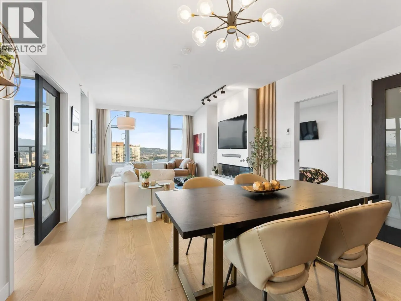 2301 280 ROSS DRIVE