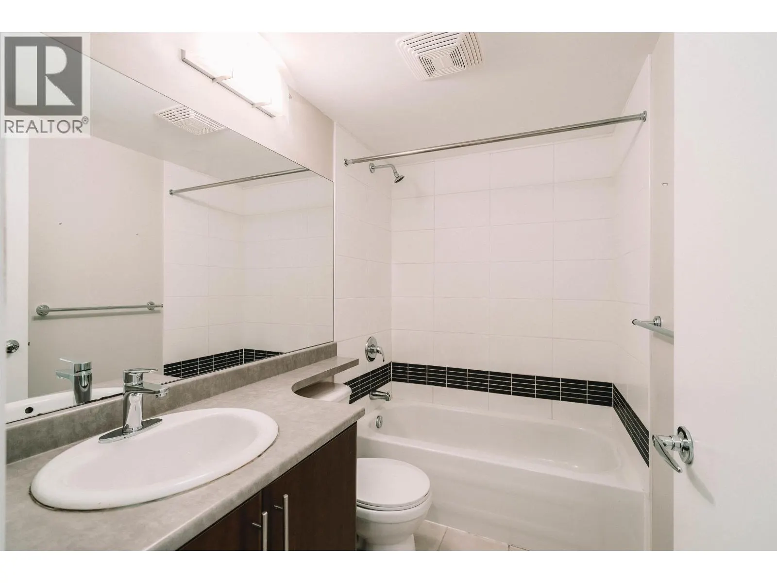 906 1178 HEFFLEY CRESCENT