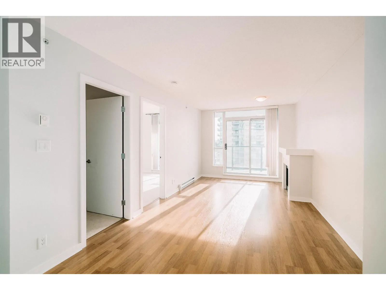 906 1178 HEFFLEY CRESCENT