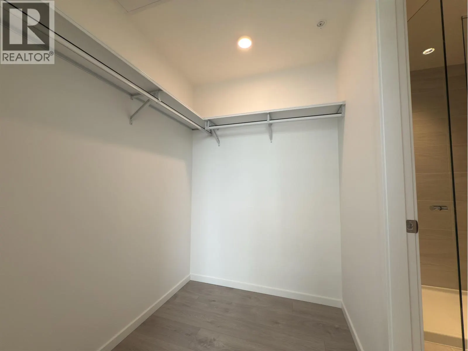 576 6600 MINORU BOULEVARD