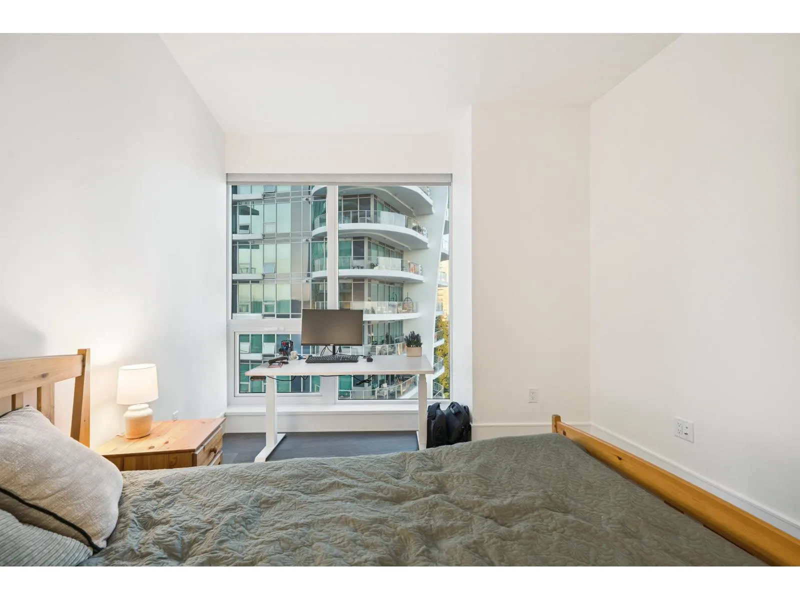 1406 1500 MARTIN STREET