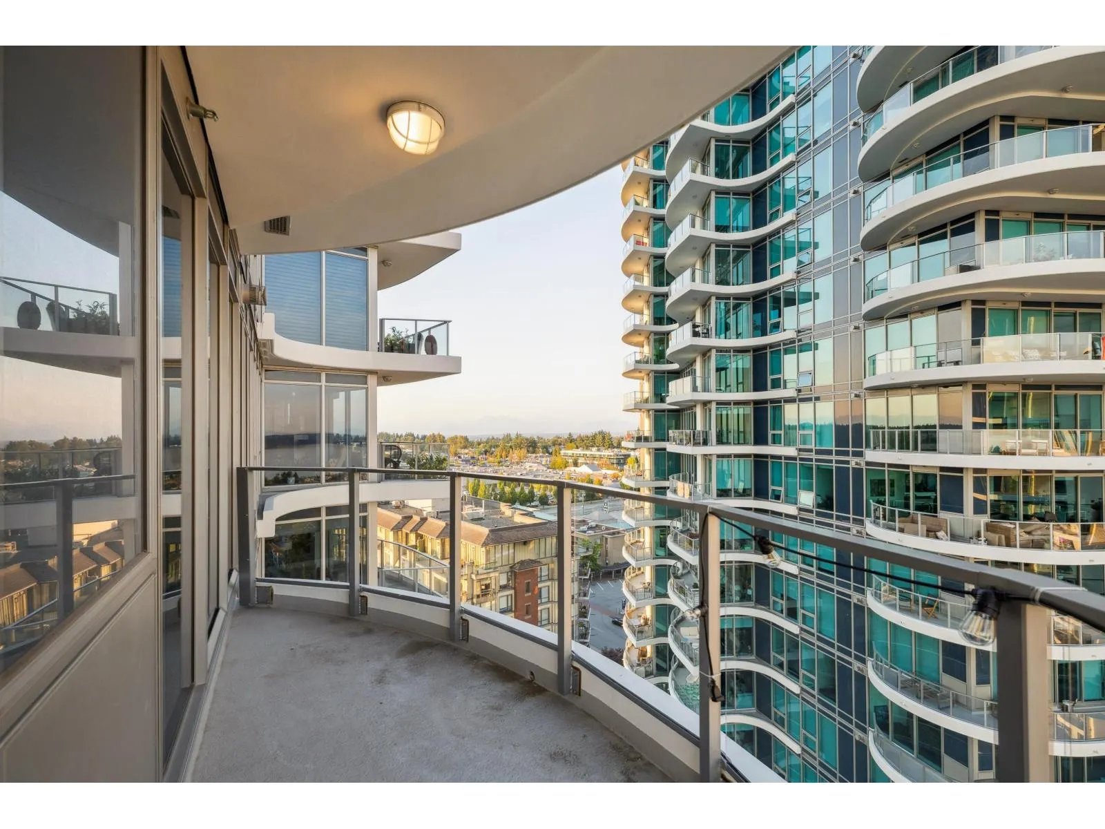 1406 1500 MARTIN STREET