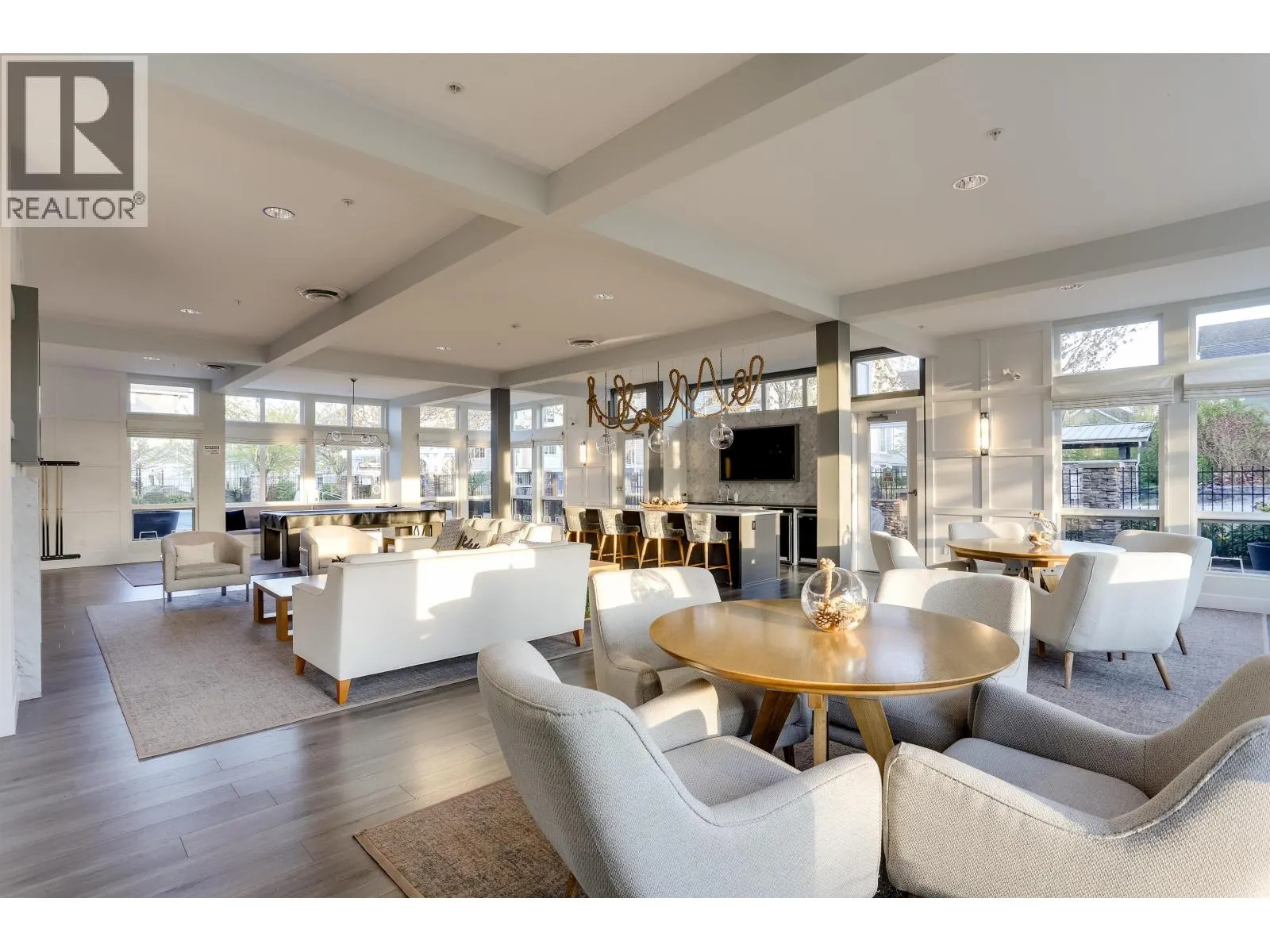 100 5311 ADMIRAL WAY