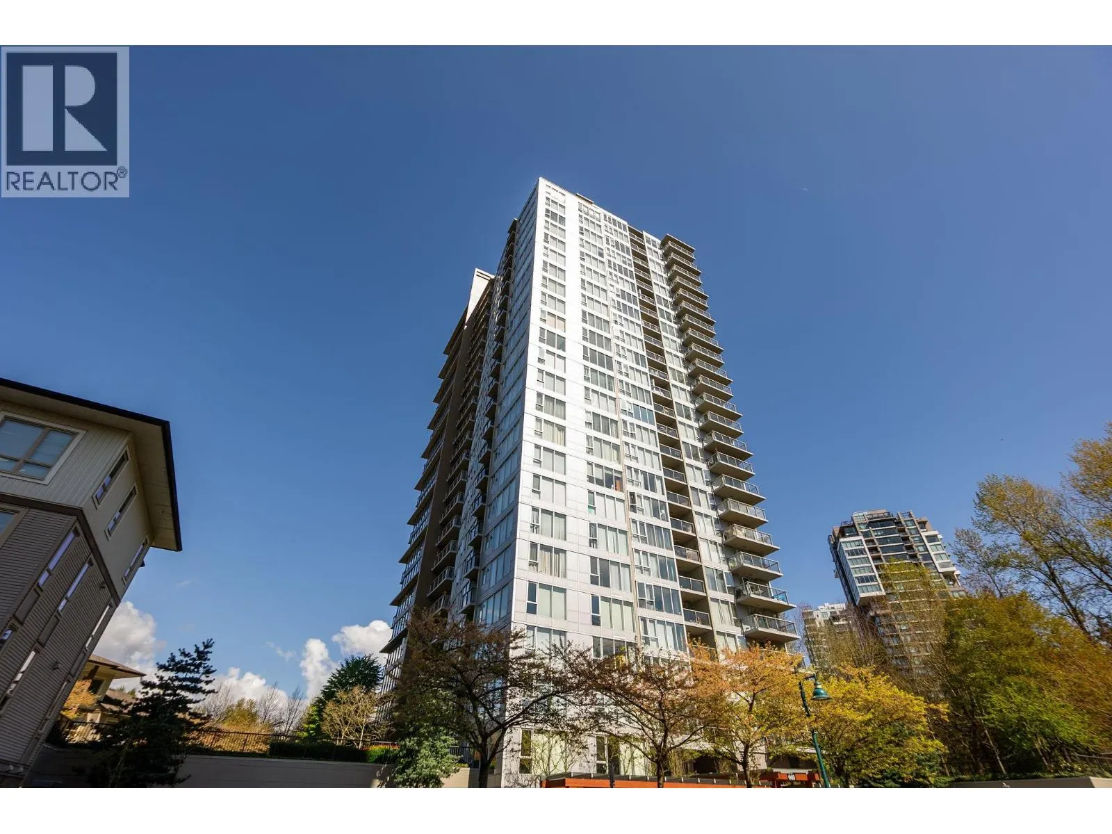 1009 660 NOOTKA WAY
