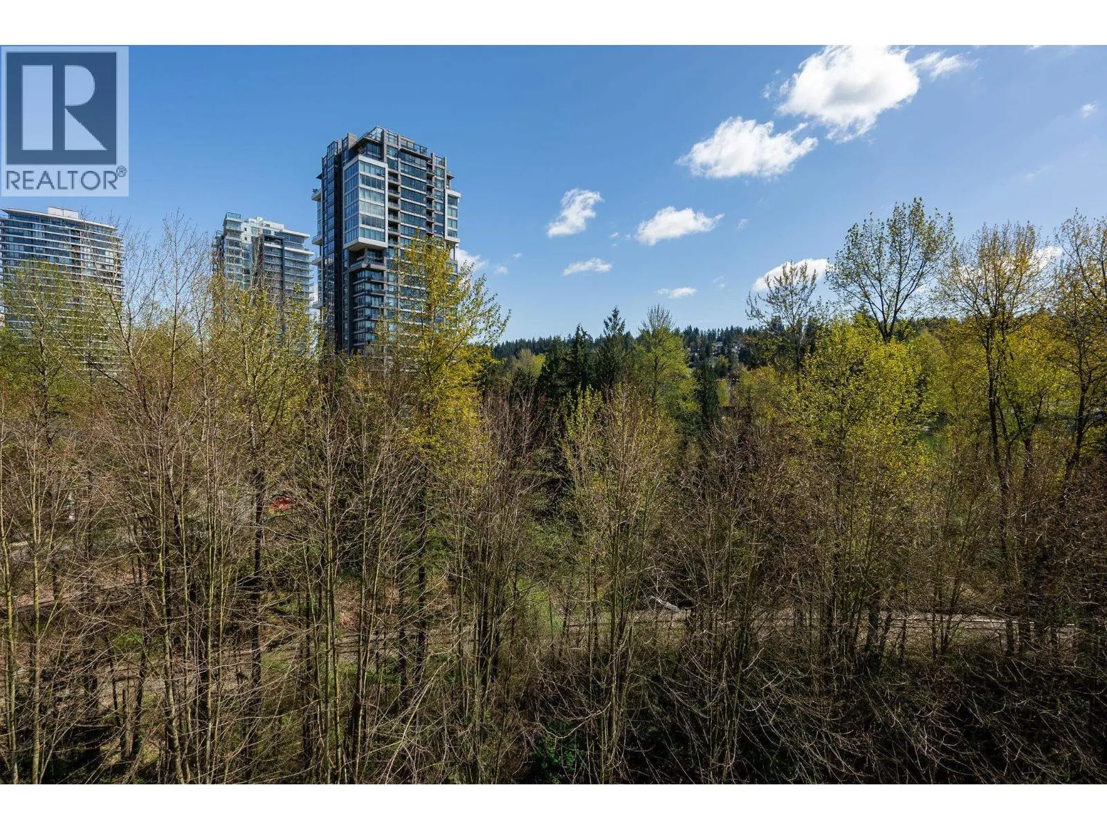 1009 660 NOOTKA WAY