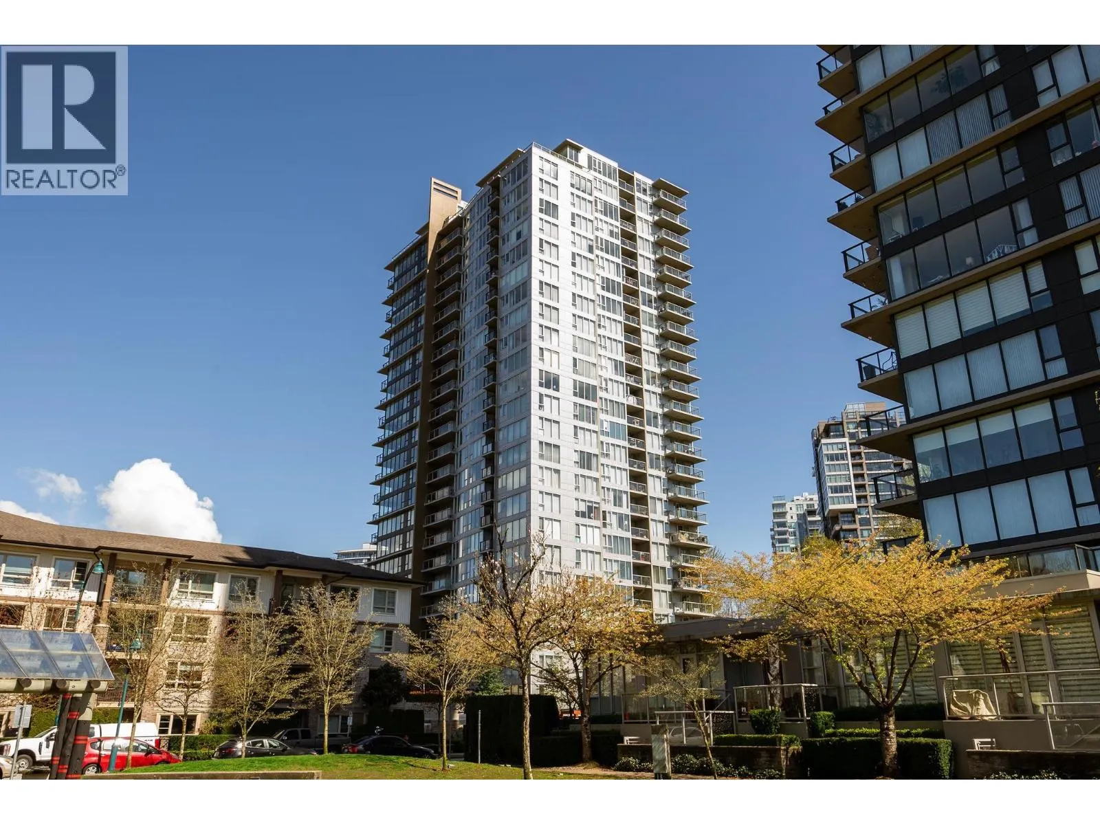 1009 660 NOOTKA WAY