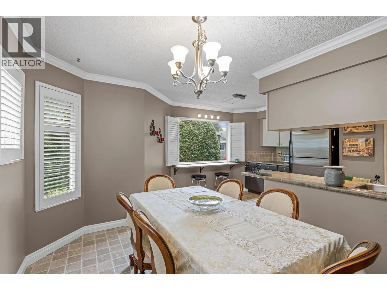 64 1195 FALCON DRIVE
