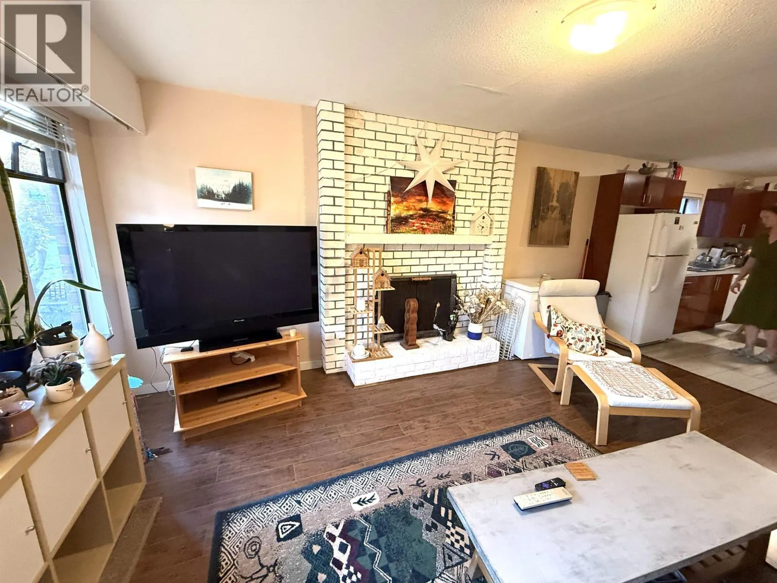 33XX QUEENS AVENUE