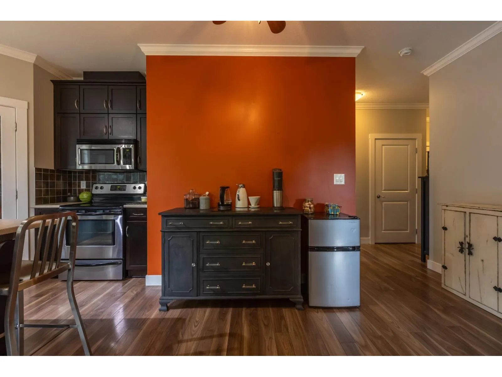 410 2038 SANDALWOOD CRESCENT