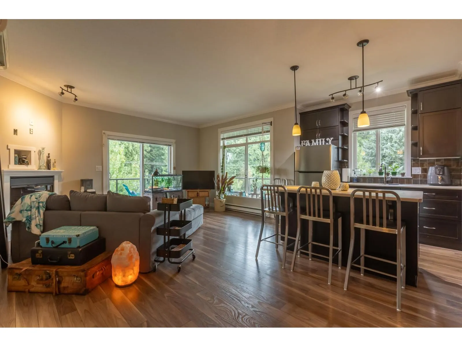 410 2038 SANDALWOOD CRESCENT