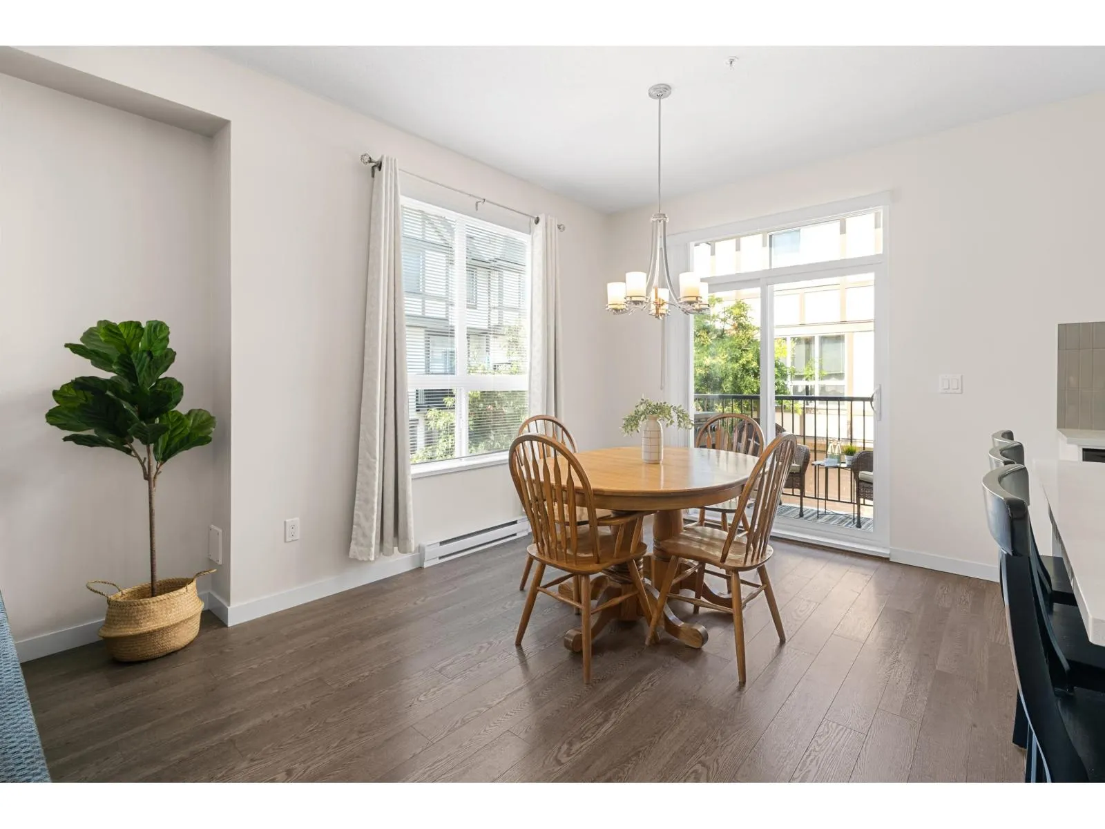 73 7848 209TH STREET