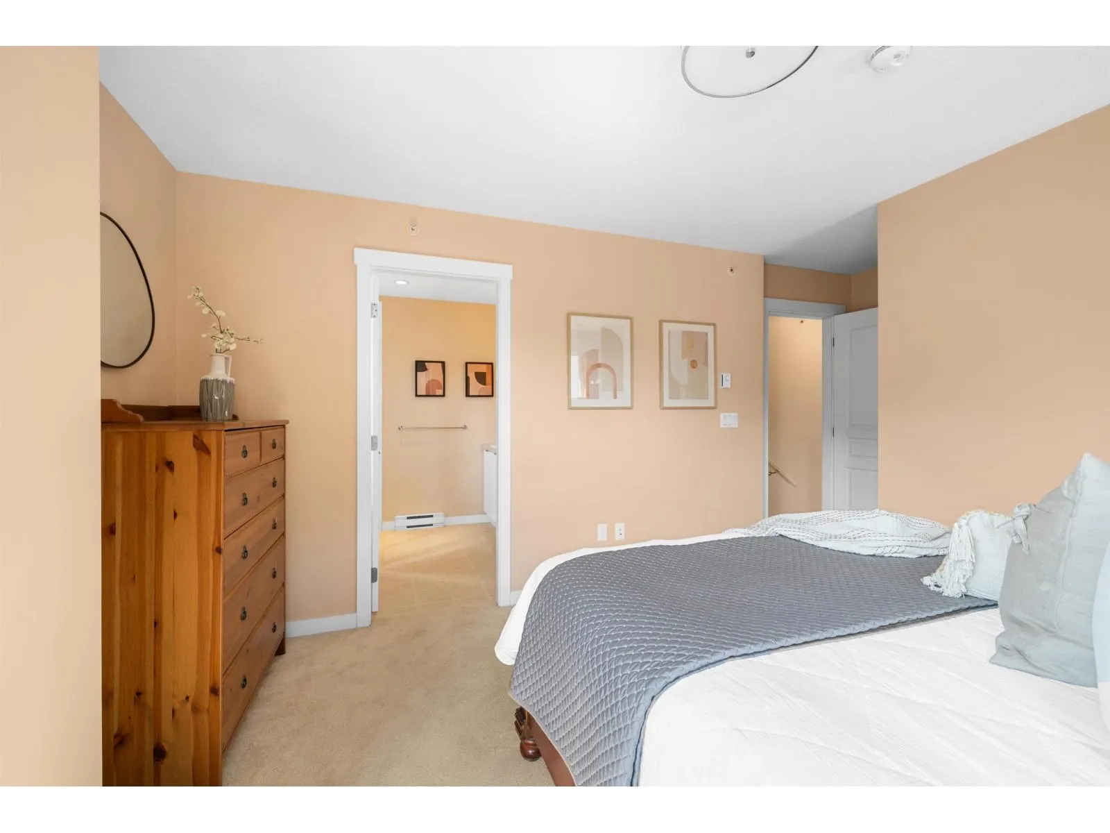 73 7848 209TH STREET