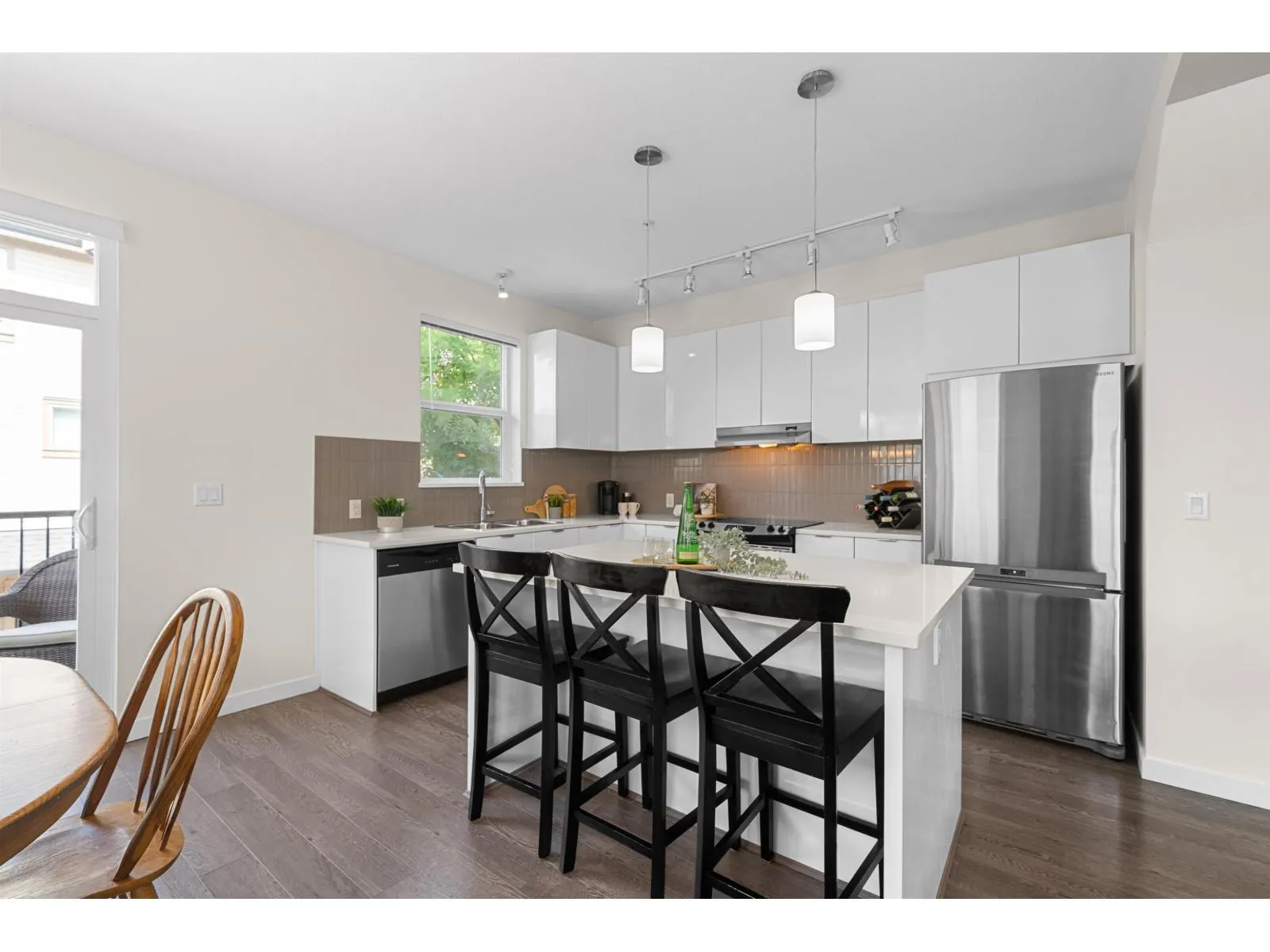 73 7848 209TH STREET