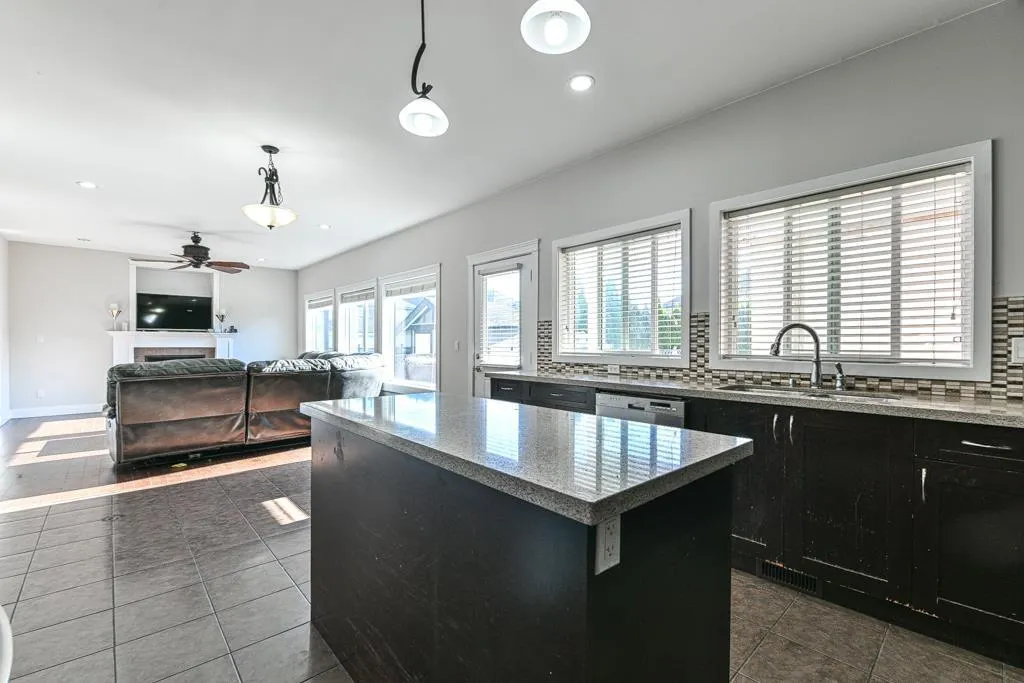 27784 PORTER DRIVE