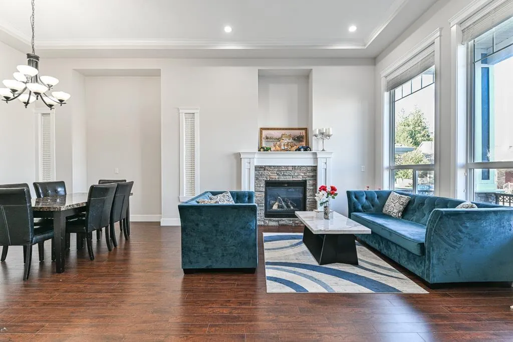 27784 PORTER DRIVE