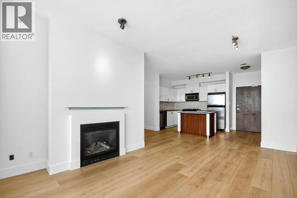 1609 155 W 1ST STREET