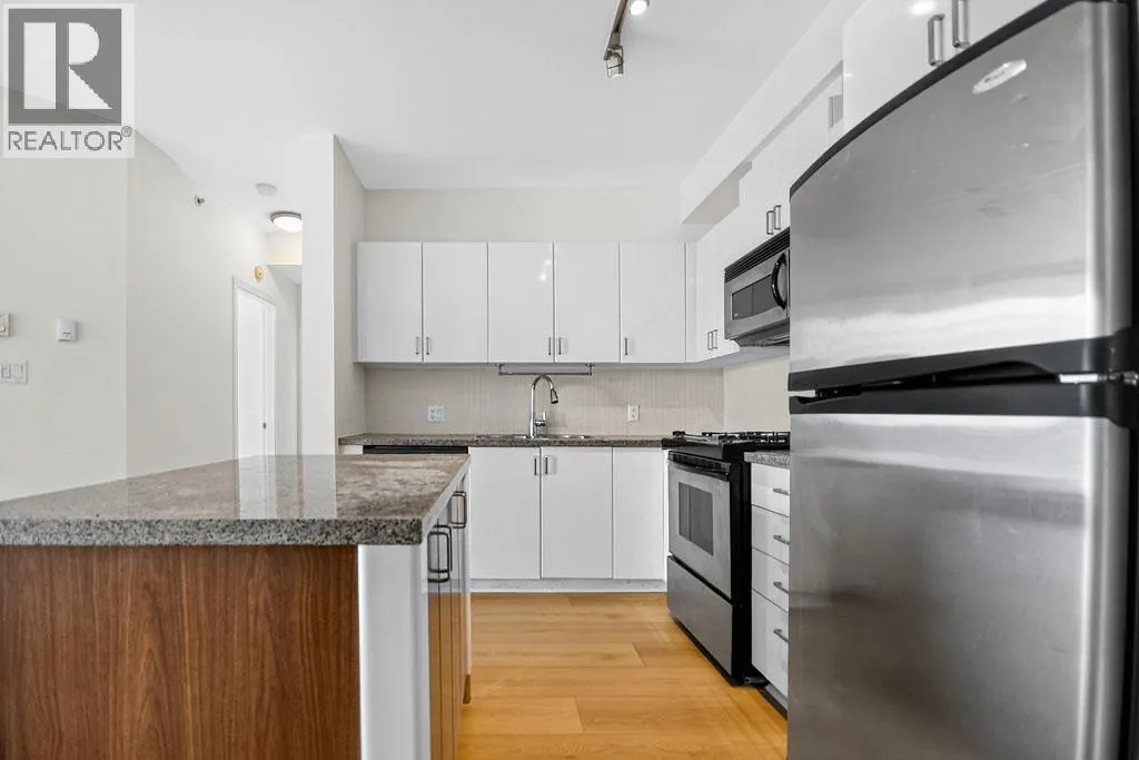 1609 155 W 1ST STREET