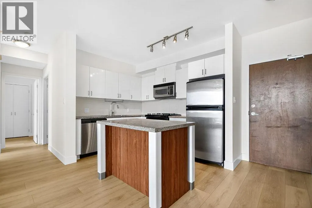 1609 155 W 1ST STREET