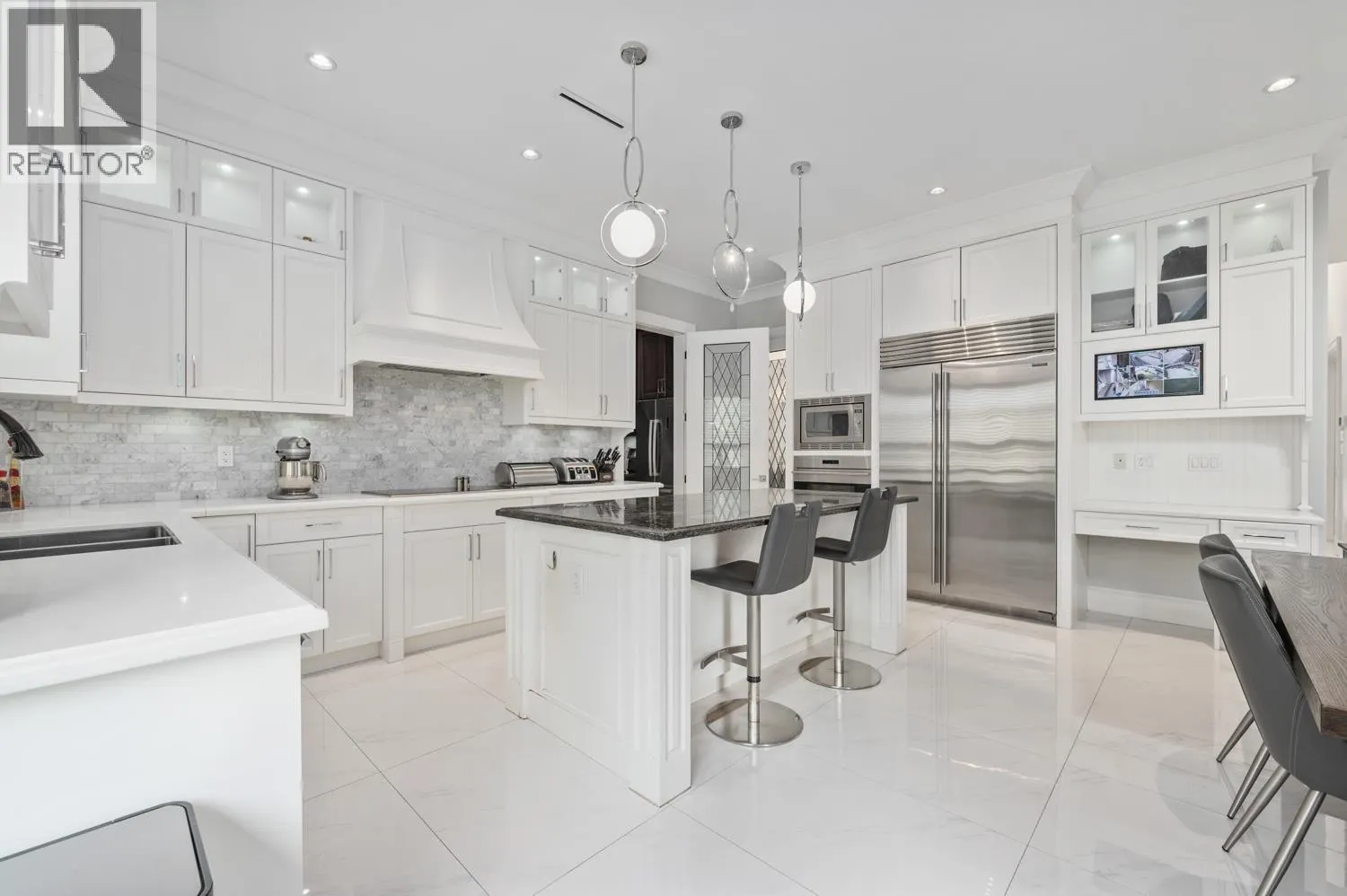 9531 GILBERT CRESCENT