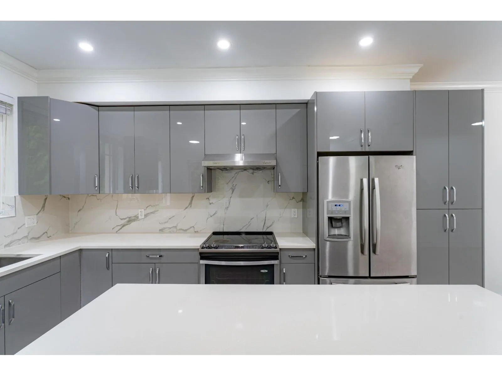 13 14285 64 AVENUE