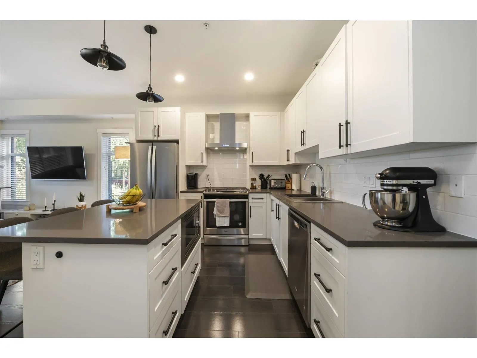 101 16528 24A AVENUE