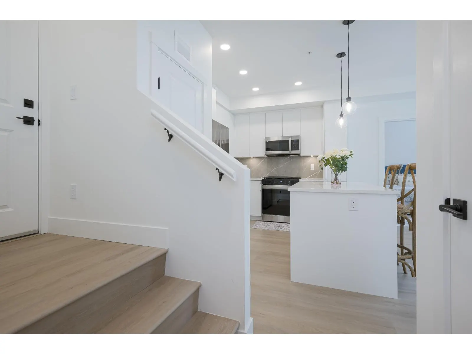 409 3480 146A STREET