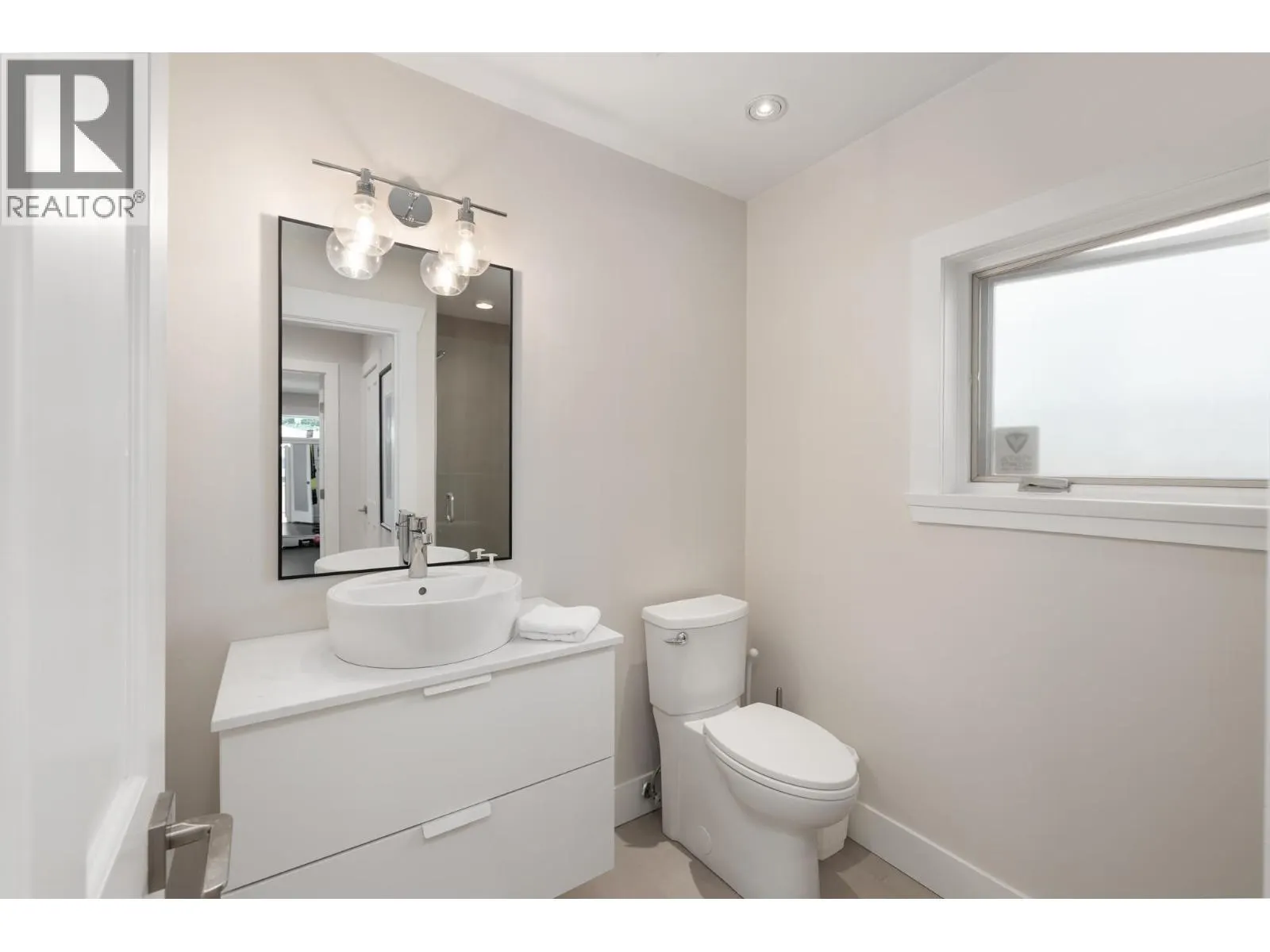 2678 AILSA CRESCENT